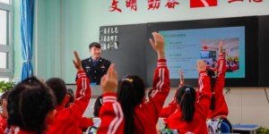 “7×24小时”百万人在线观看  冰城公安“开学第一课”完美收官