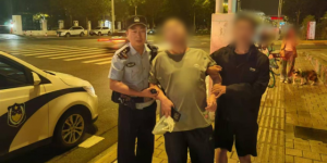 南岗分局先锋派出所巡逻中连续救助多名醉酒群众 暖心行动守护平安显担当