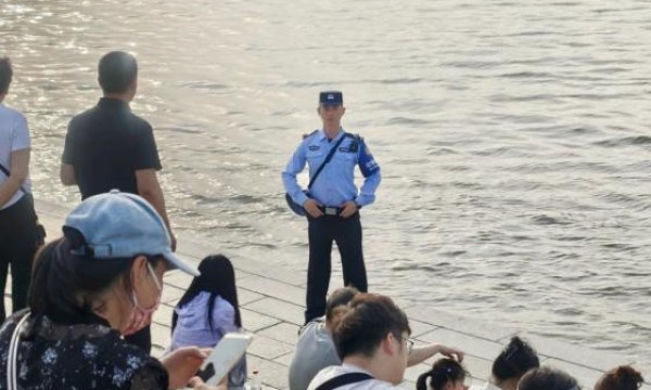 冰城公安：藏蓝身影续写百年老街平安风华